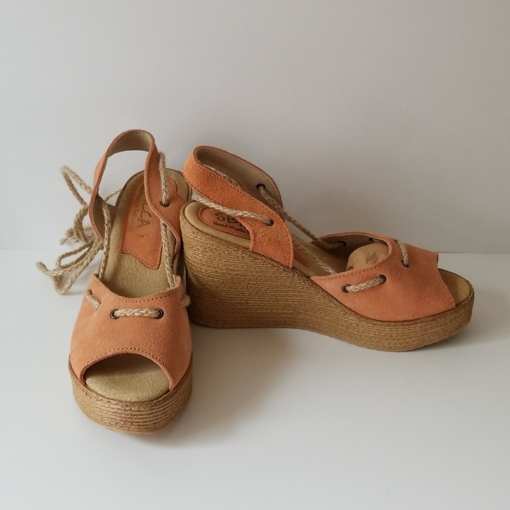 NEW Sbicca Leather Lace up Temptation Wedges Peach
